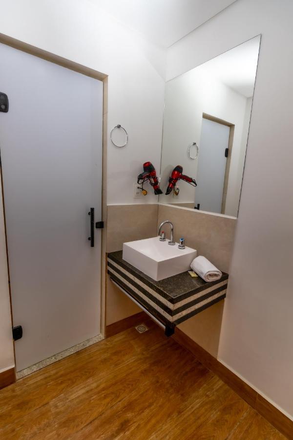 Granlago Hotel Pouso Alegre Dış mekan fotoğraf