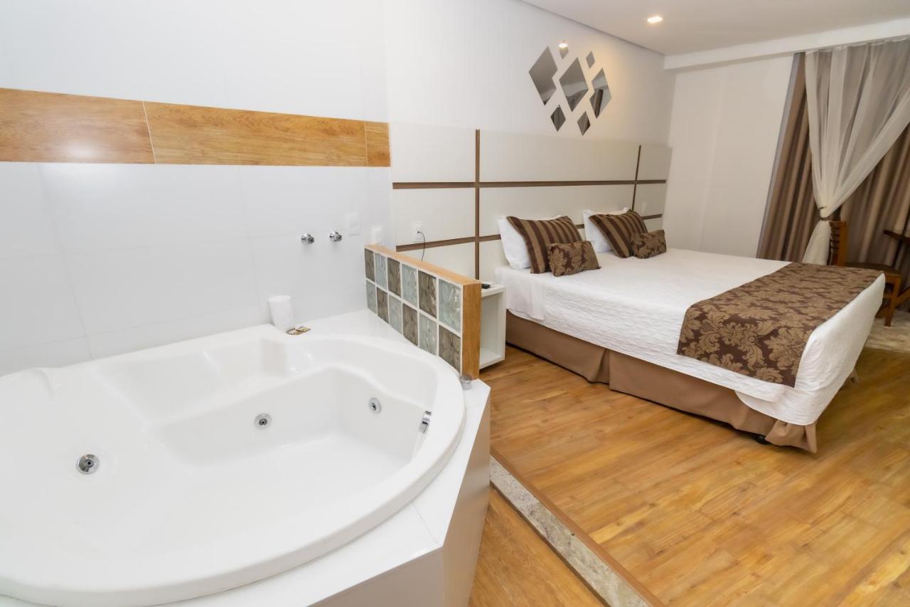 Granlago Hotel Pouso Alegre Dış mekan fotoğraf